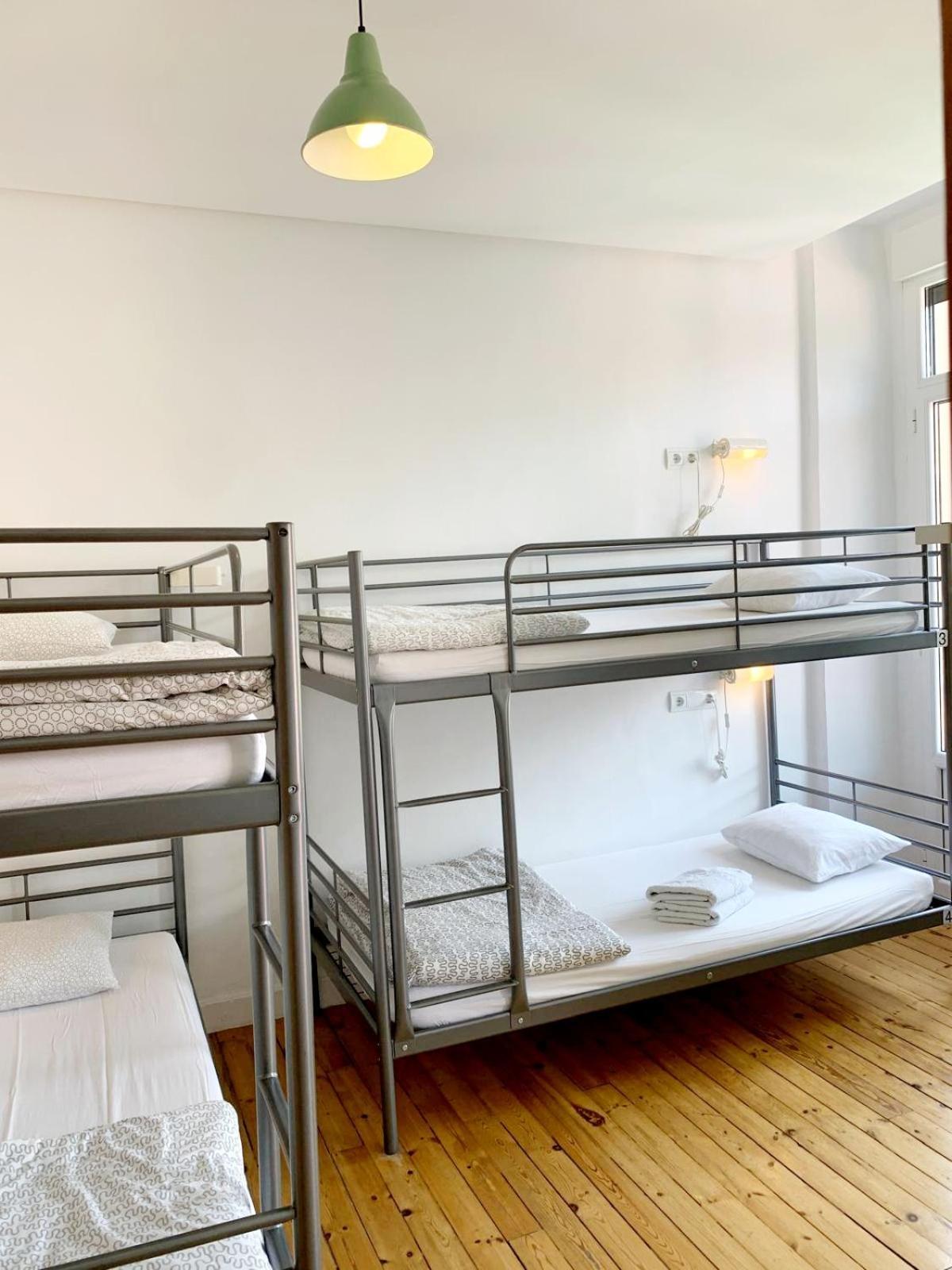 Leon Hostel ภายนอก รูปภาพ